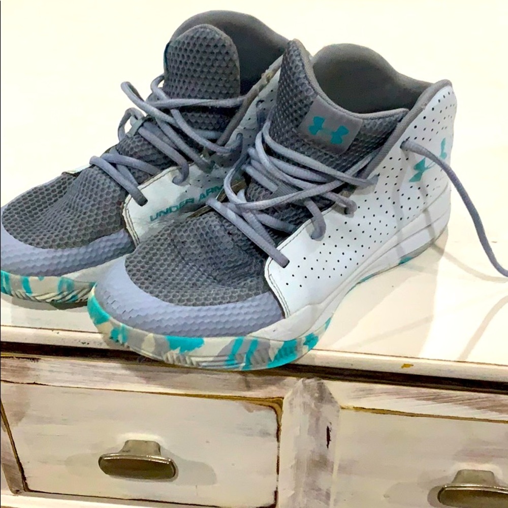 Under Armour teal white high top basketball shoes
